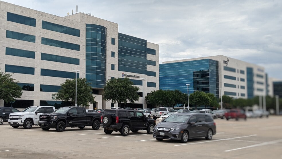 More Photos Of 2613 Dallas Pky, Plano Office For Lease