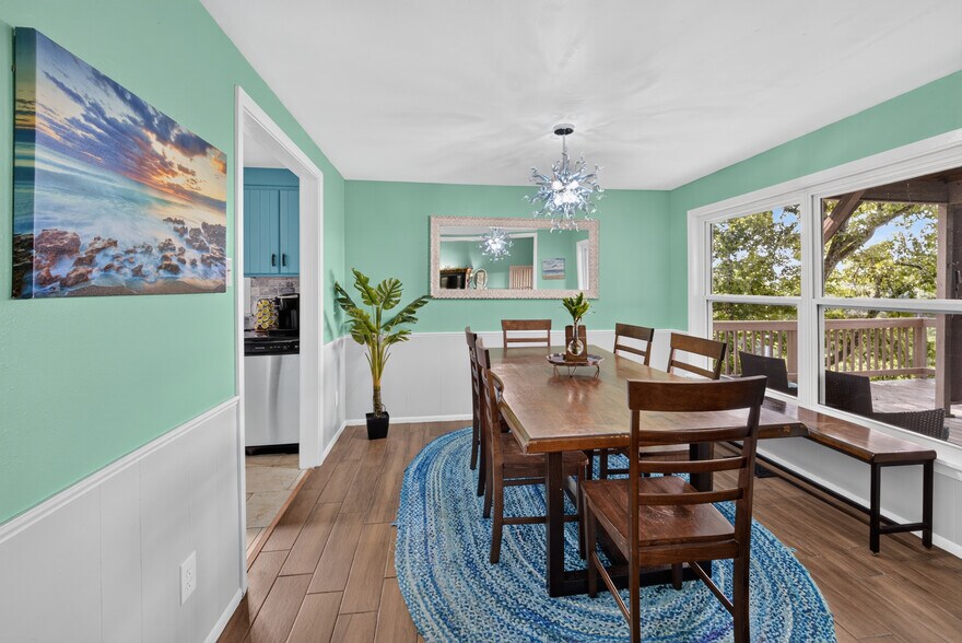 More Photos Of 112 Honolulu Ct, Hot Springs Specialty For Sale