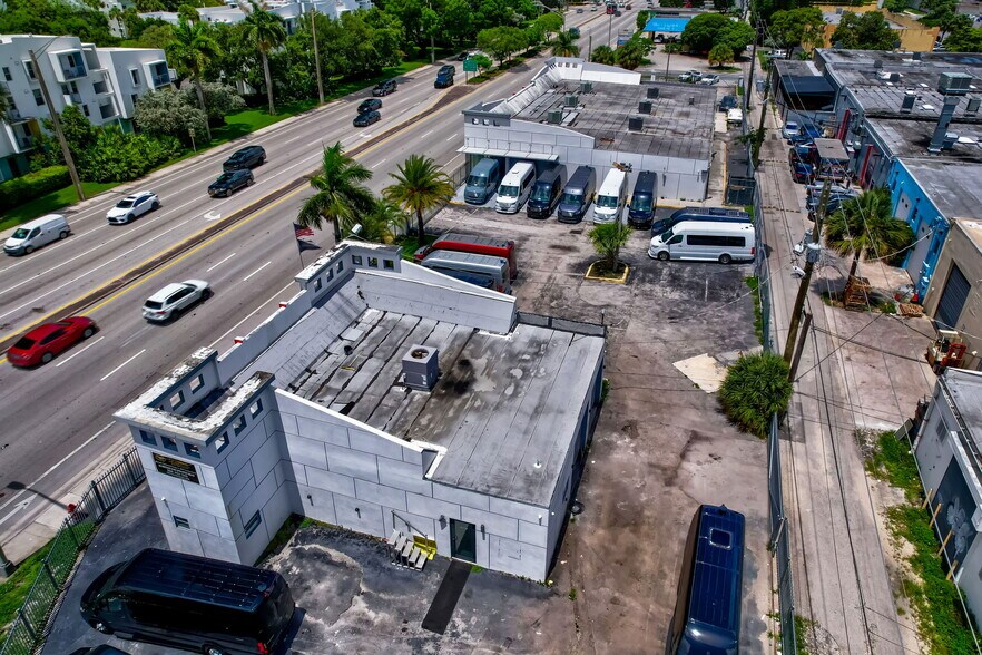 More Photos Of 925 W Broward Blvd, Fort Lauderdale Auto Dealership For Sale