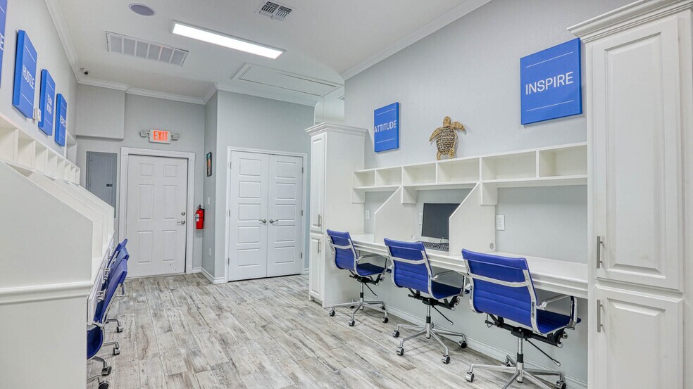 More Photos Of 14933 S Padre Island Dr, Corpus Christi Office For Lease