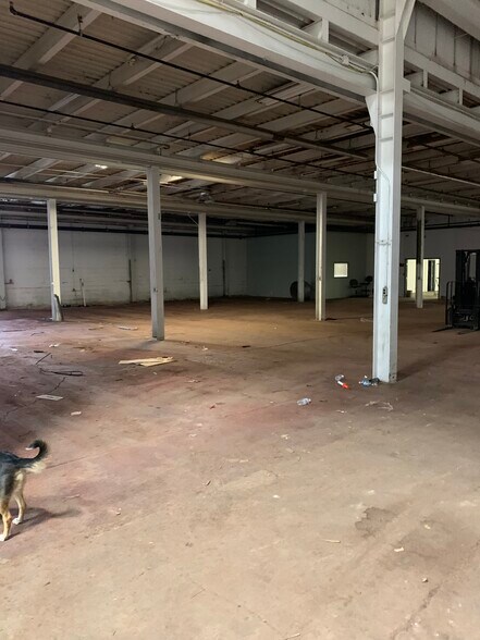 More Photos Of 33 Kenton Lands Rd, Erlanger Warehouse For Lease