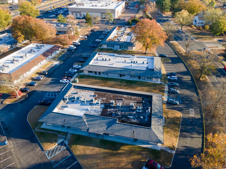 More Photos Of 1002-2001 Lincoln Dr W, Marlton Office For Lease