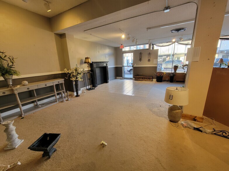 More Photos Of 117 E 3rd Ave, Mitchell Multifamily For Sale