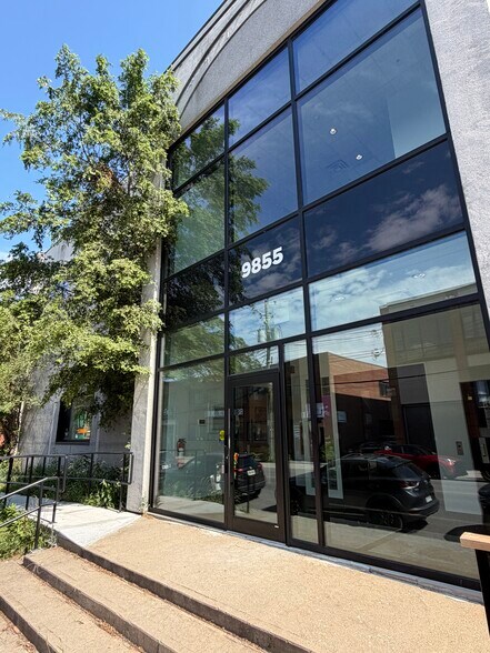 Primary Photo Of 9855 Rue Meilleur, Montréal Manufacturing For Lease