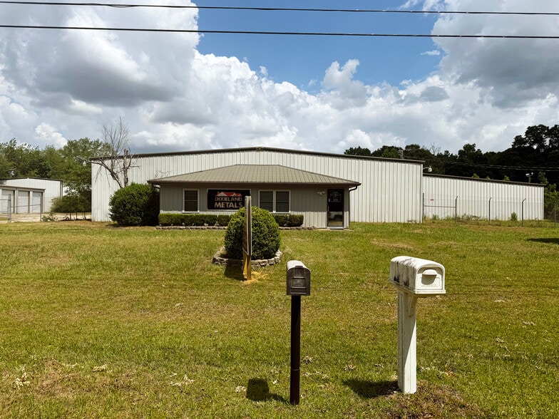 More Photos Of 378 Eastland Rd, Dothan Distribution For Sale
