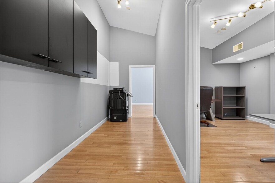 More Photos Of 1142-1148 Walker Rd, Great Falls Medical For Sale