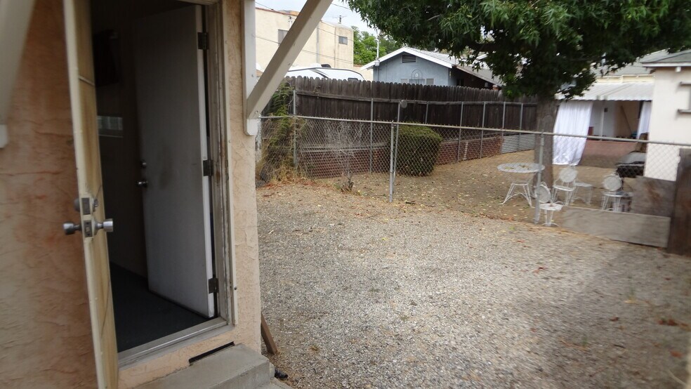 More Photos Of 4160 Verdugo Rd, Los Angeles Office For Sale