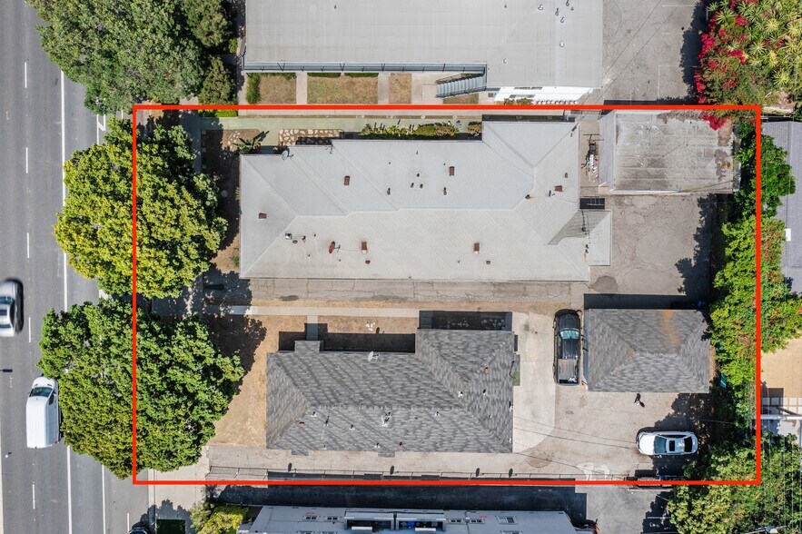 Primary Photo Of 11848 Venice Blvd, Los Angeles Apartments For Sale