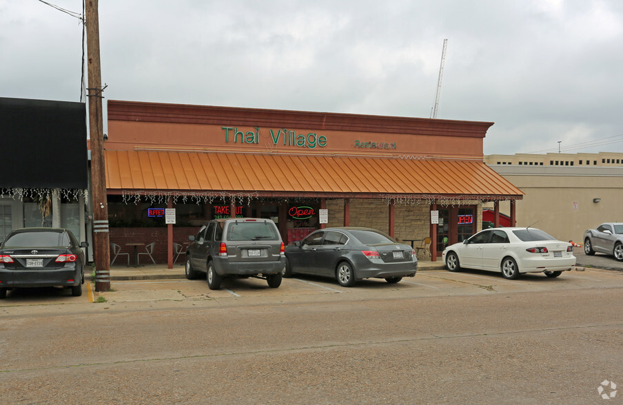 Primary Photo Of 2512 Times Blvd, Houston Restaurant For Lease