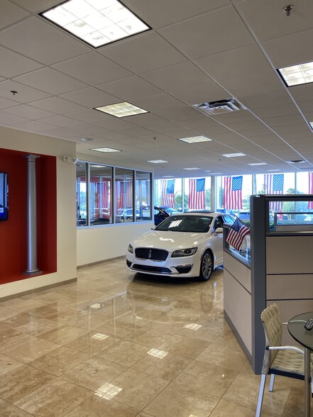 More Photos Of 1800-1850 E Merritt Island Cswy, Merritt Island Auto Dealership For Sale