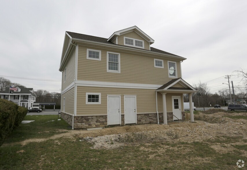 More Photos Of 590 Patchogue Rd, Port Jefferson Station Office For Sale