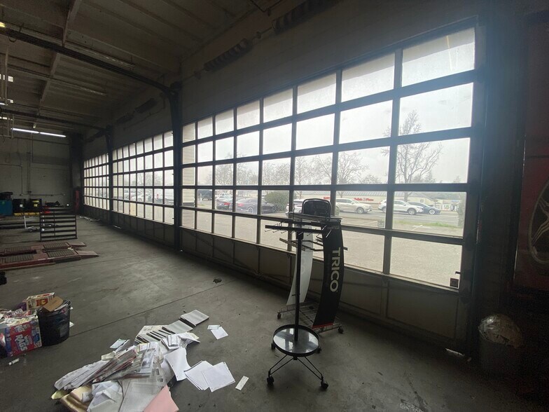 More Photos Of 2259 Sunrise Blvd, Rancho Cordova Auto Repair For Lease