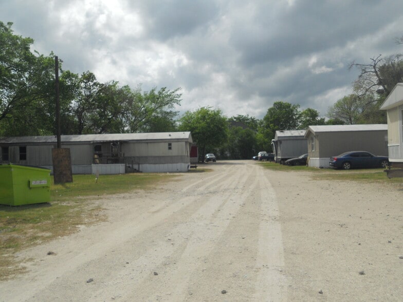 More Photos Of 113 N Clegg St, Trinity Manufactured Housing Mobile Home Park For Sale