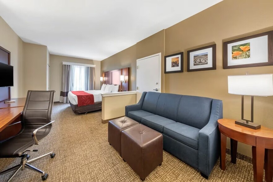 More Photos Of 2571 Fisher Blvd, Barstow Hotel For Sale