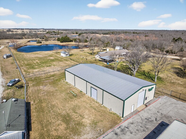 More Photos Of 15377 N Highway 34, Terrell Flex For Sale