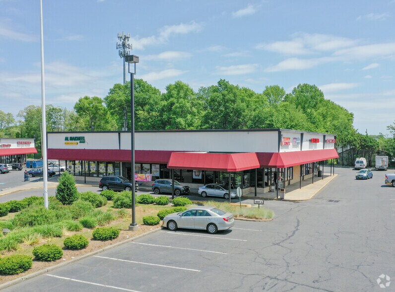 More Photos Of 162 State Route 34, Old Bridge Unknown For Lease