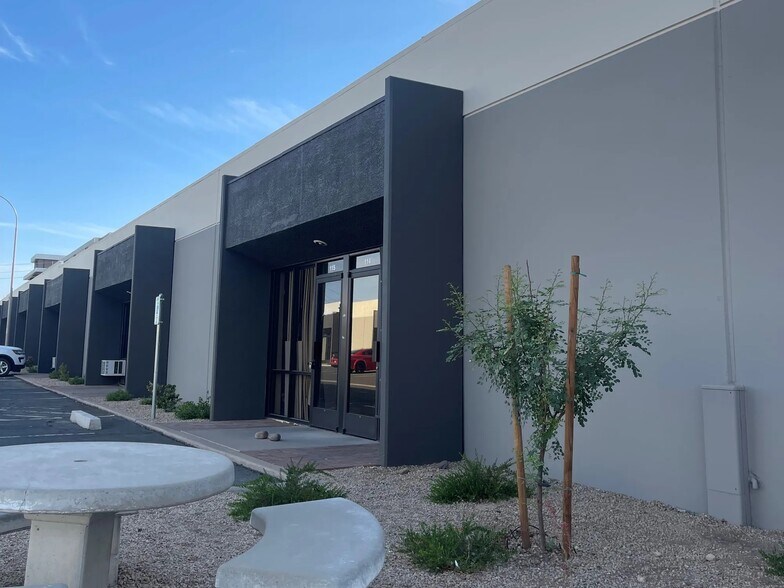More Photos Of 1210 W Alameda Dr, Tempe Light Distribution For Lease