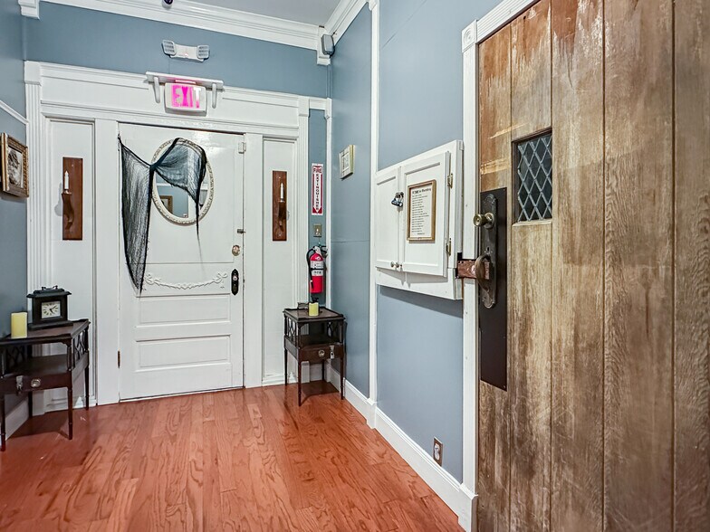 More Photos Of 1505 S Hwy 95A, Cantonment Freestanding For Sale