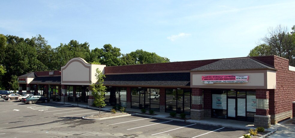 Primary Photo Of 608 N Main St, O'Fallon Unknown For Lease