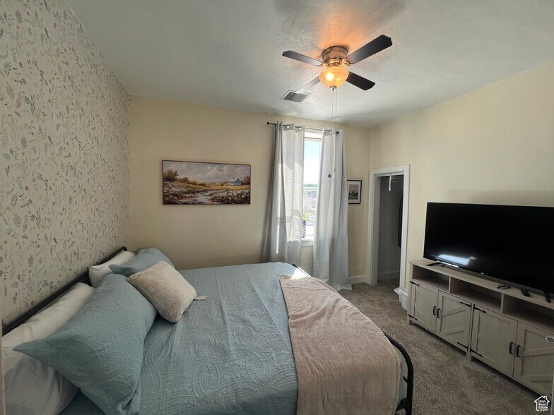 More Photos Of 95 N Main St, Panguitch Restaurant For Sale