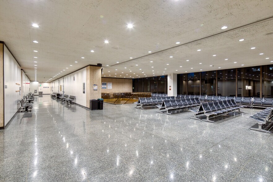 More Photos Of 720 9th St, Sacramento Office For Sale