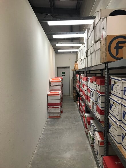 More Photos Of 526 Charity Way, Modesto Warehouse For Lease