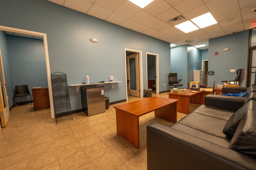 More Photos Of 24 Main St, Toms River Bank For Lease