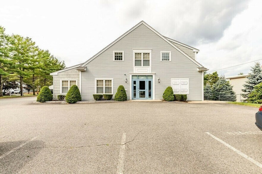 More Photos Of 7 Christy Dr, Brockton Office For Sale