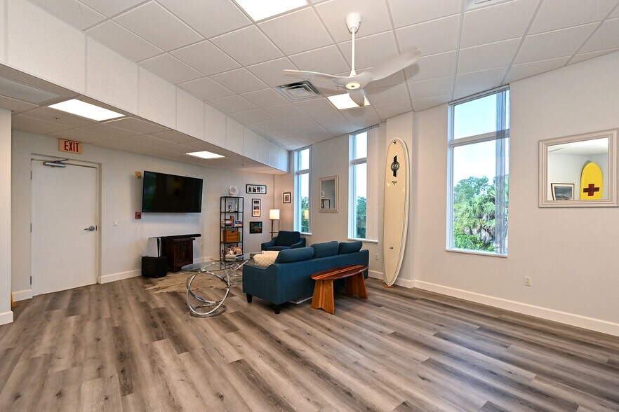 More Photos Of 516 S Tamiami Trl, Nokomis Apartments For Sale