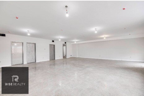 More Photos Of 1539 Covert St, Ridgewood Warehouse For Lease