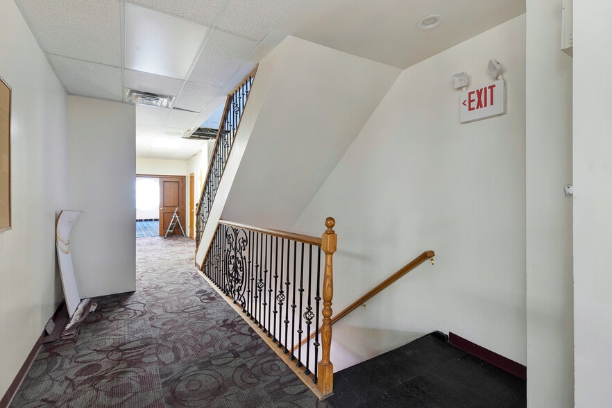 More Photos Of 99 S 3rd St, Brooklyn Apartments For Lease