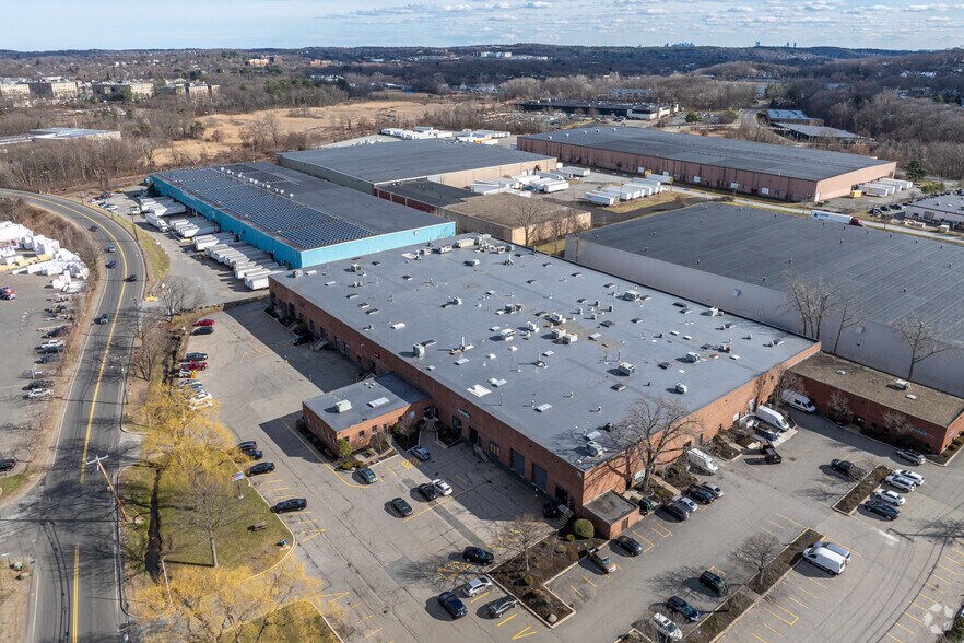 More Photos Of 78 Olympia Ave, Woburn Warehouse For Lease
