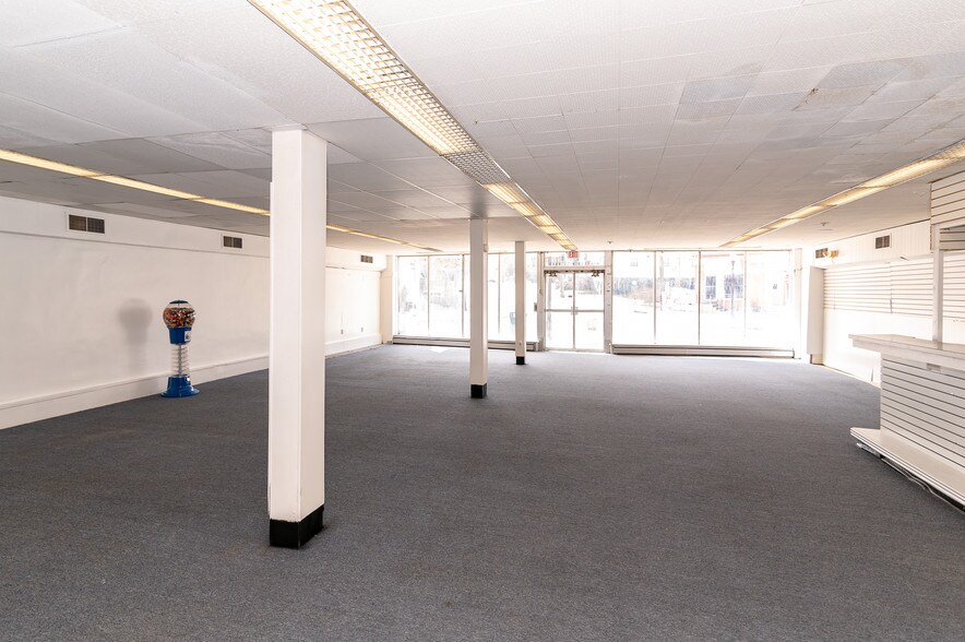 More Photos Of 6320 Windsor Mill Rd, Gwynn Oak Storefront Retail Office For Sale