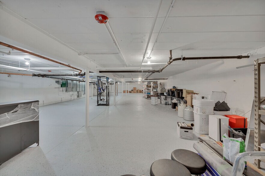 More Photos Of 9300 Waukegan Rd, Morton Grove Medical For Sale