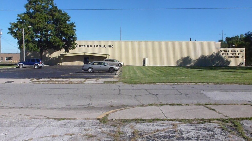 More Photos Of 121 E Tutt St, South Bend Manufacturing For Lease