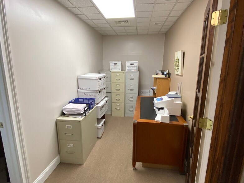 More Photos Of 110 Hopewell Rd, Downingtown Medical For Lease