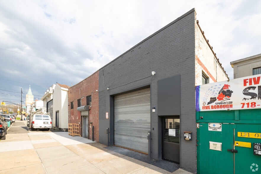 More Photos Of 2201 121st St, College Point Industrial For Lease