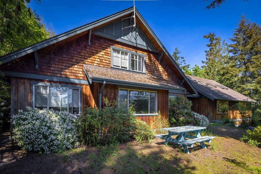 More Photos Of , Bowen Island Unknown For Sale