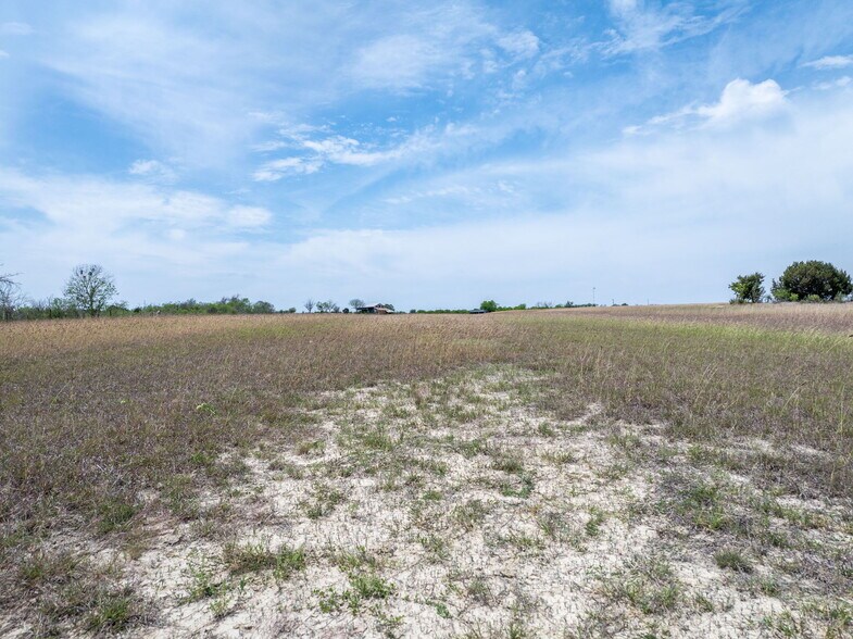 More Photos Of 409 Franks Rd, New Braunfels Land For Sale