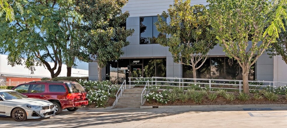 More Photos Of 10837 Commerce Way, Fontana Warehouse For Lease