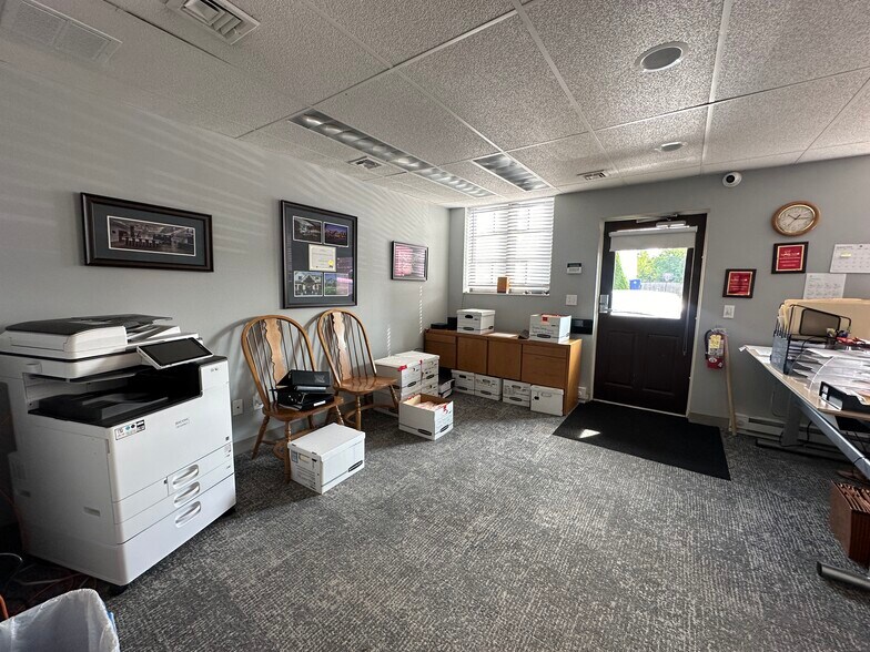More Photos Of 50 Sheridan St, Stratford Manufacturing For Sale