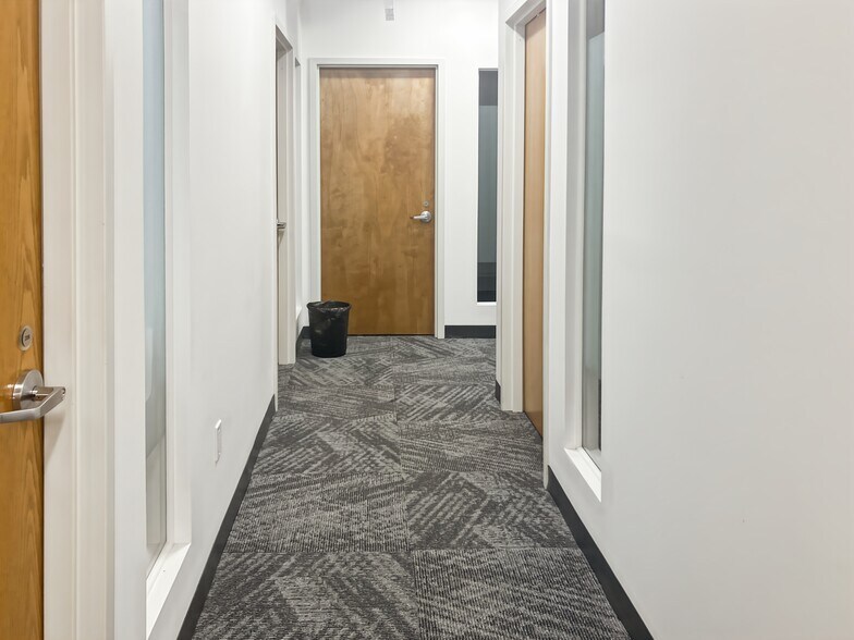 More Photos Of 1500 Astor Ave, Bronx Coworking Space