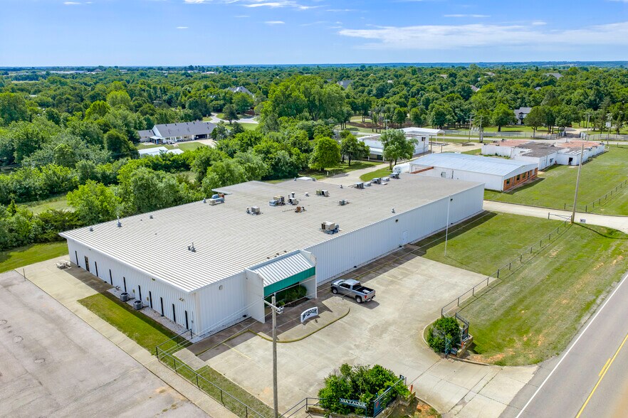 More Photos Of 1820 N Council Rd, Blanchard Food Processing For Sale