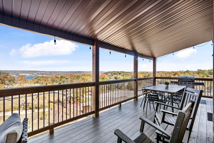 More Photos Of 129 Pioneer Peak, Kimberling City Specialty For Sale