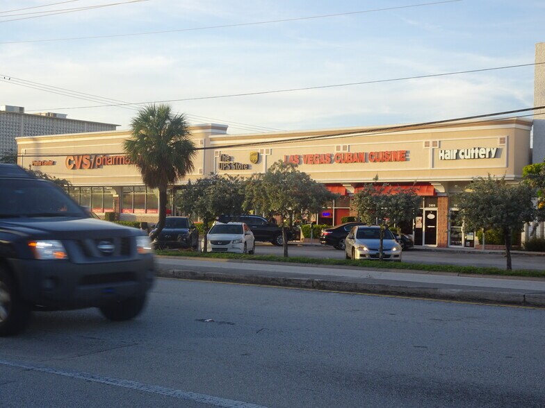 More Photos Of 2826 E Oakland Park Blvd, Fort Lauderdale Office For Sale