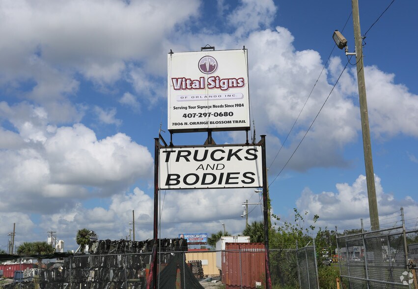 More Photos Of 7806 N Orange Blossom Trl, Orlando Contractor Storage Yard For Lease