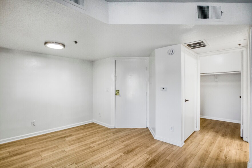 More Photos Of 511 S Carondelet St, Los Angeles Apartments For Sale