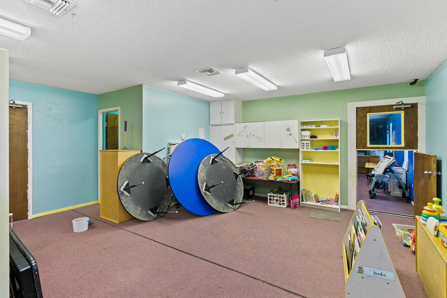 More Photos Of 3601 E Moody Blvd, Bunnell Religious Facility For Sale