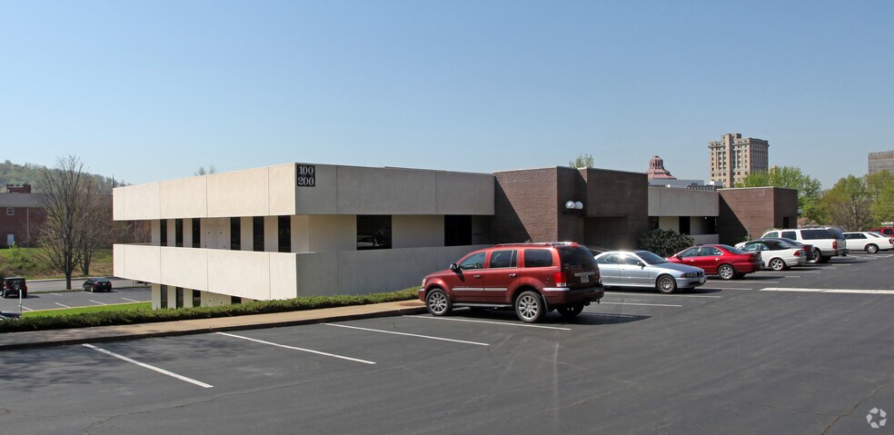 More Photos Of 100-217 Executive Park, Asheville Office Residential For Lease