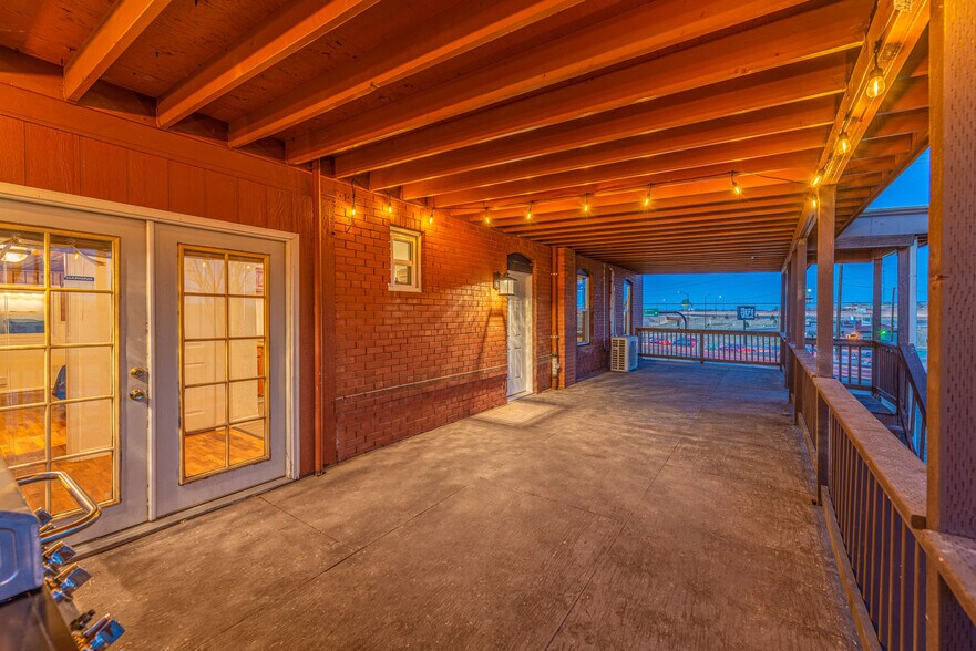 More Photos Of 901 E C St, Pueblo Storefront Retail Residential For Sale